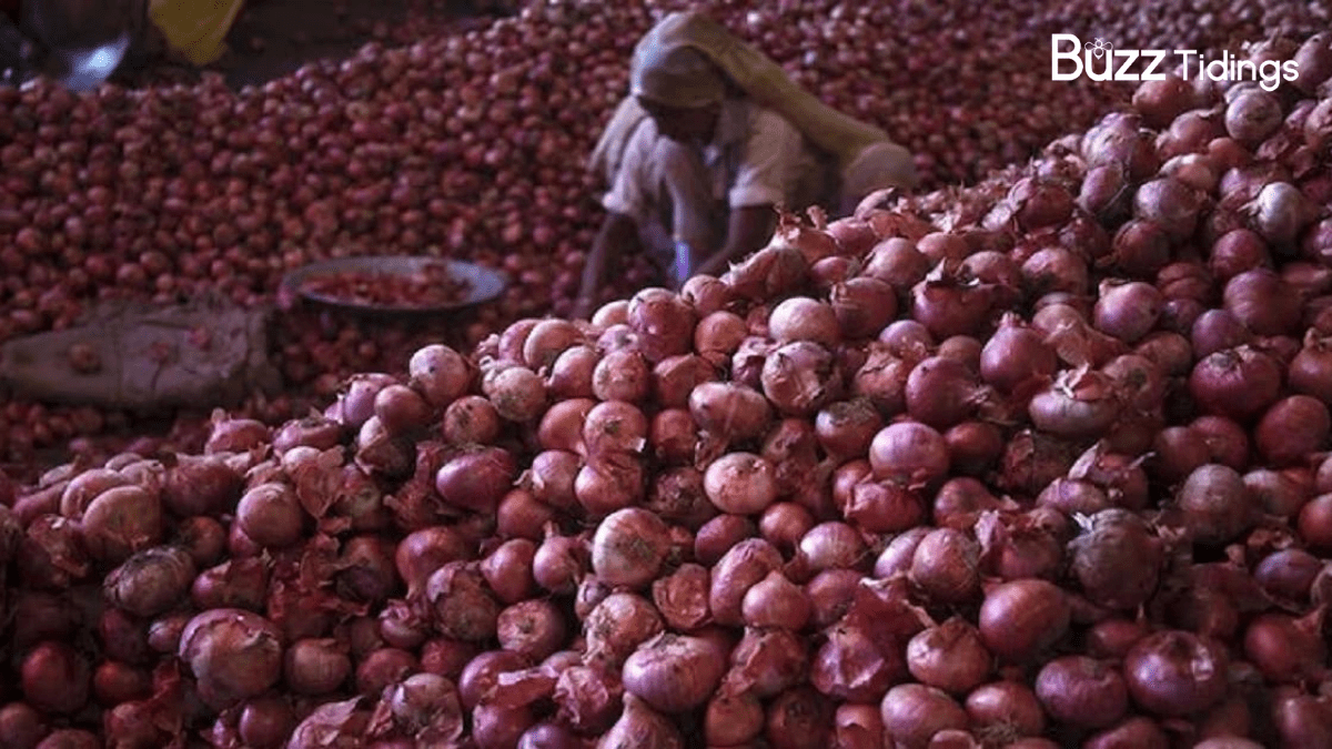 Onion Price Hike: फिर आम जनता को रुला रहा है प्याज